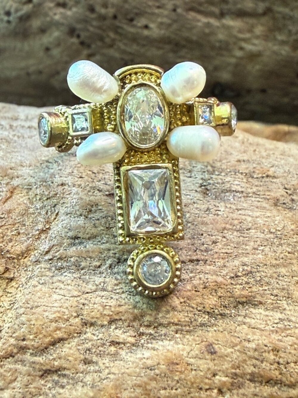 Gold-Tone Cross Ring With Faux Crystals & Freshwater Pearl Accents Size 7.5